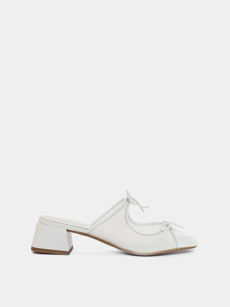 Curia White Sandal