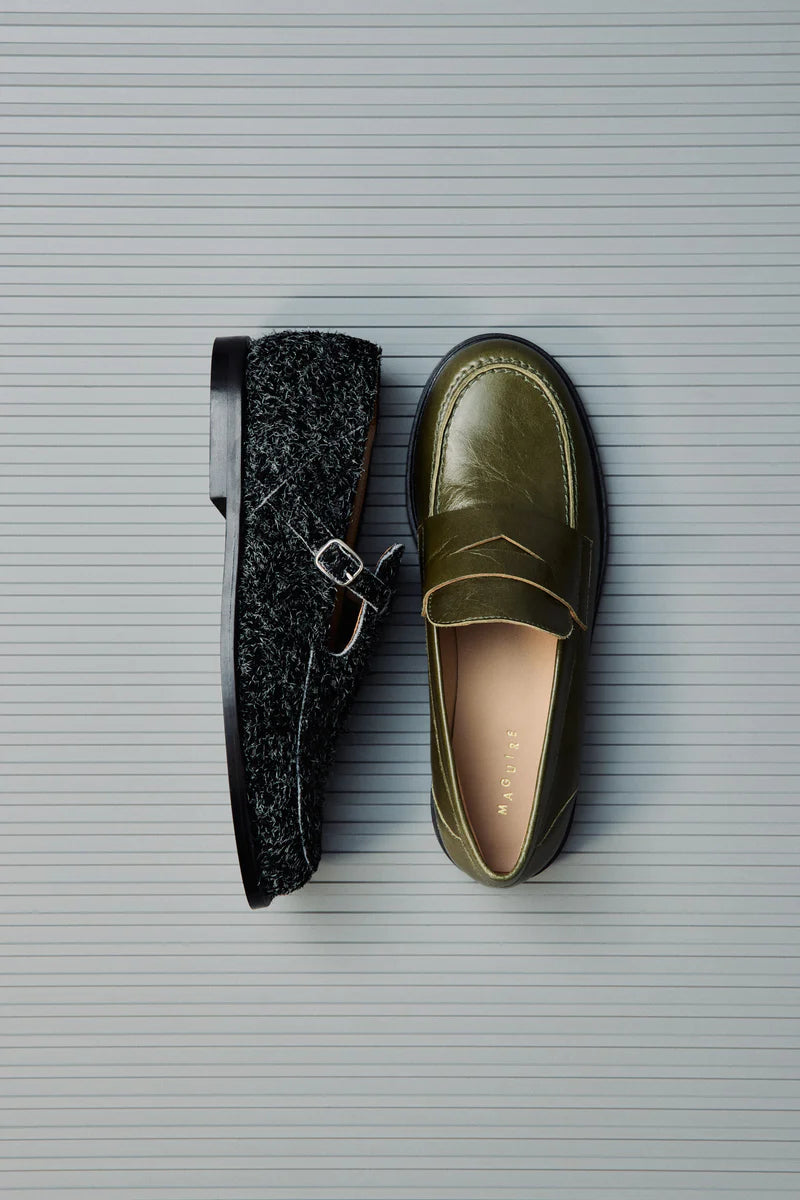 Zafra Black Flat